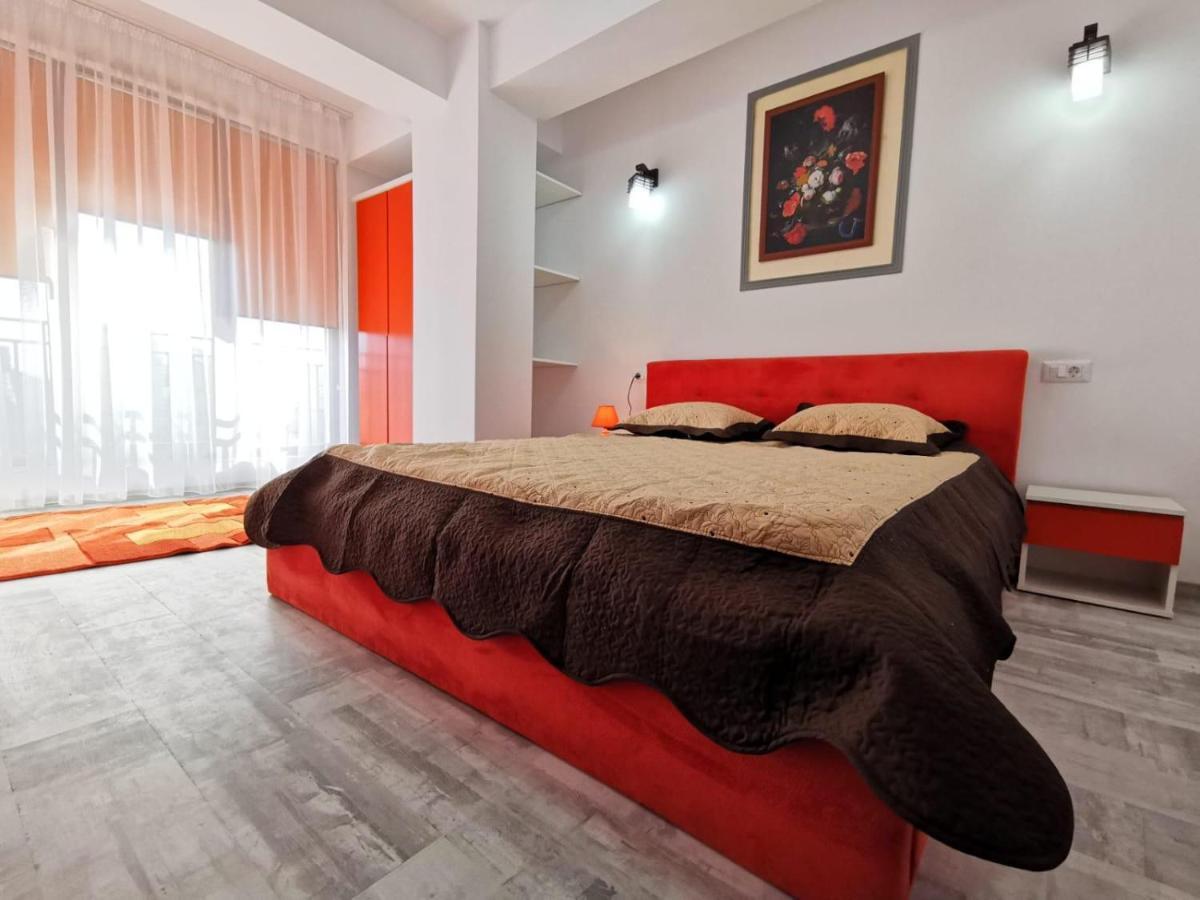 Orange Apartment-Brilliant Apartments Constanta Exterior photo
